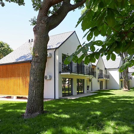 Apartamenty 7 Debow Nad Morzem Pleśna Eksteriør bilde